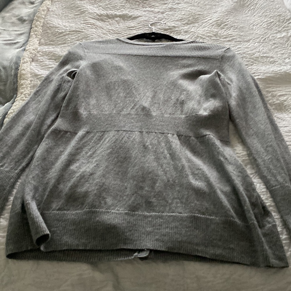 WHBM Women’s L gray cardigan sweater - Picture 4 of 4